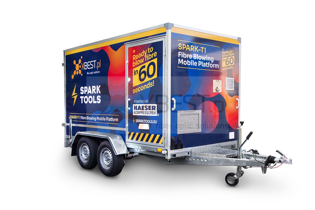 Mobilna wielofunkcyjna przyczepa do wdmuchiwania światłowodów SPARK-T1