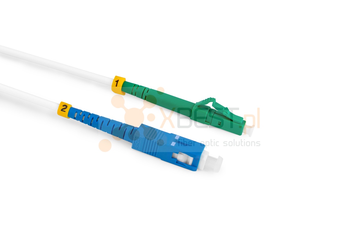 Patchcord ConnLink SILVER LC/APC-SC/UPC G.652D SIMPLEX 2M 3.0mm WHITE LSZH